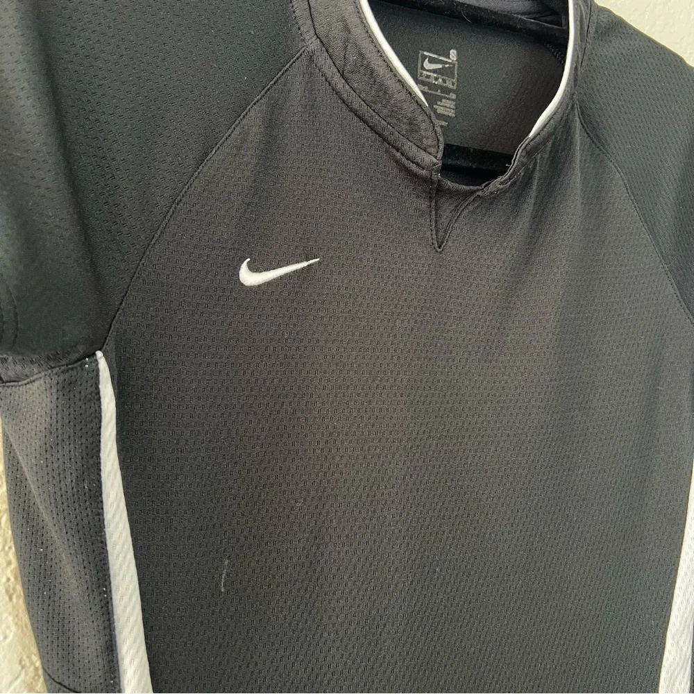 Nike Team Black Short Sleeve Softball Pullover V‎ Neck Shirt Women’s Size Large